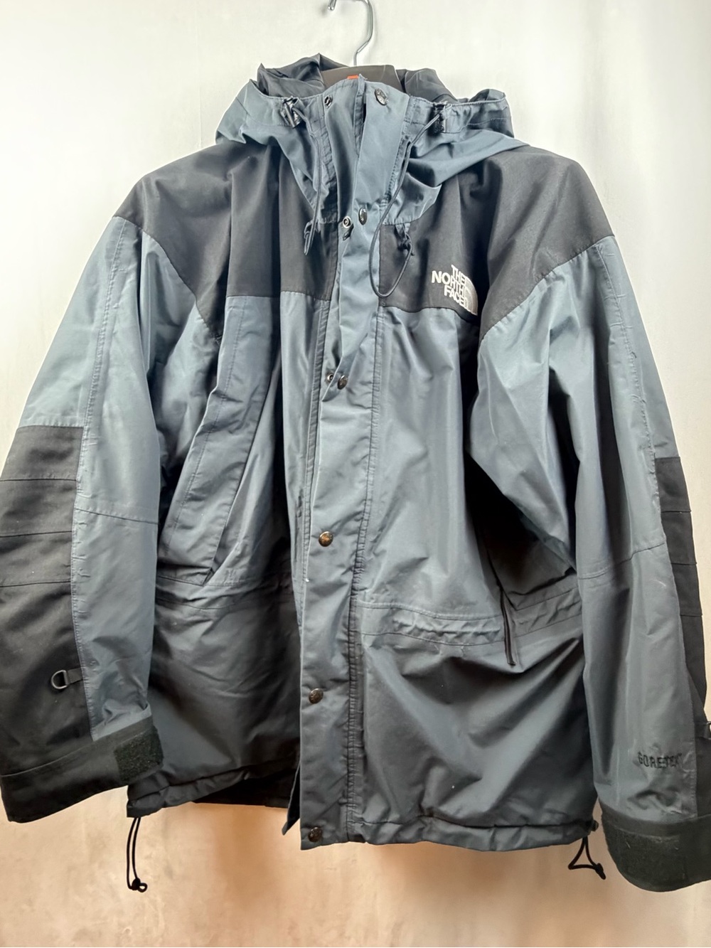 The North Face Men's Ski Snowboard Gore-Tex Jacket Grey Black Size XL